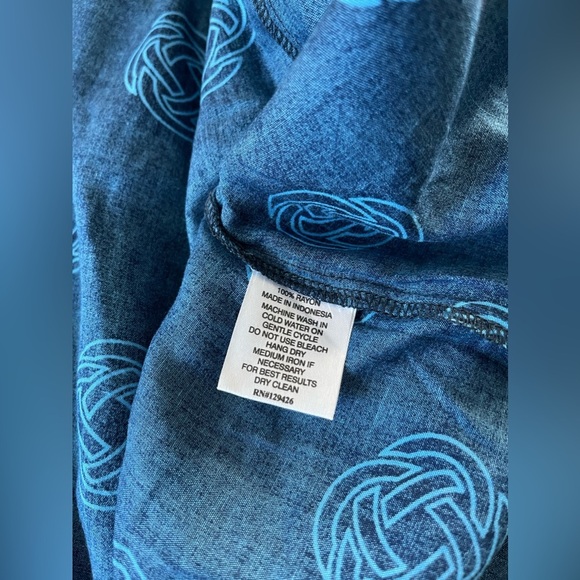 Escapada Dress blue printed size small - Picture 5 of 5